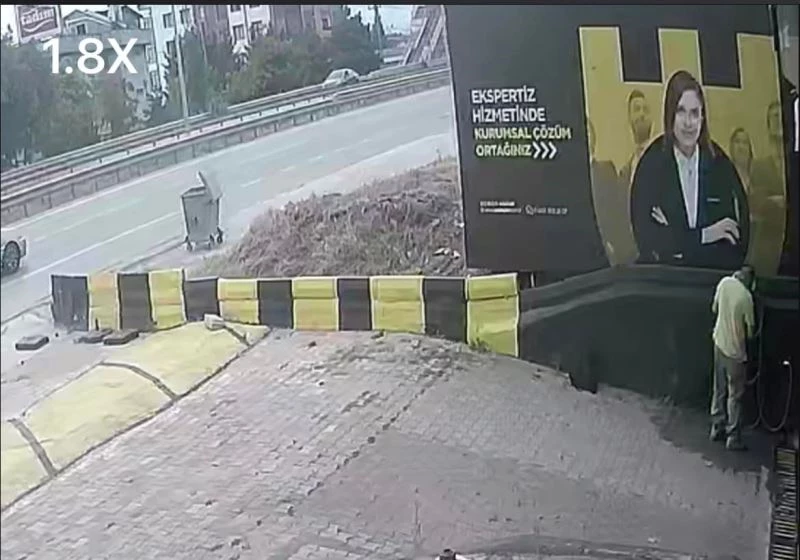 Şirketin musluğundan su içti, 10 lira bırakıp helallik istedi
