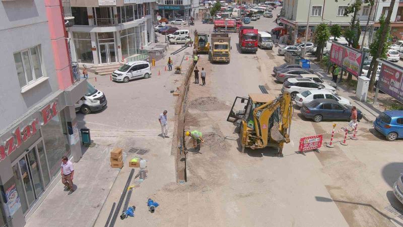 Konya Büyükşehir Beyşehir’de 10 kilometre su şebeke ıslahı gerçekleştiriyor
