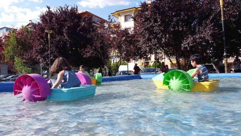 Keçiören’de çocukların mini bot keyfi
