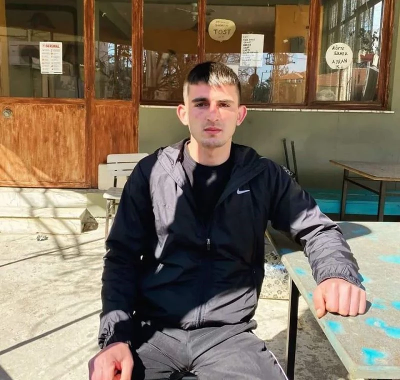 Balıkesir’de gençlerin kız arkadaş tartışması ölümle bitti
