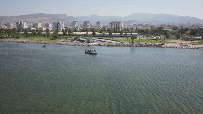 Bostanlı’daki deniz marulu temizliği tamamlandı
