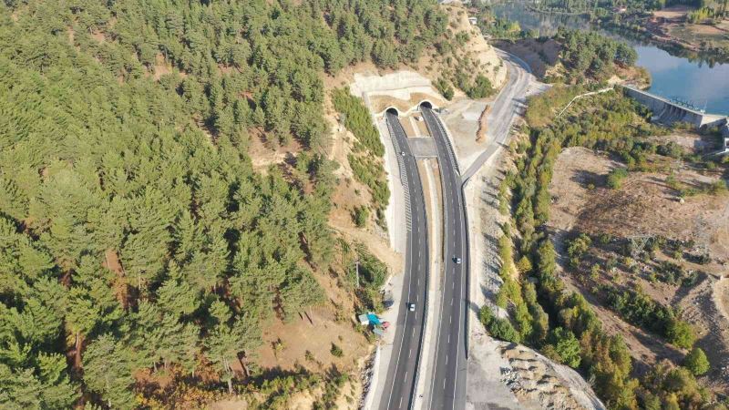 Edebiyat Yolu’nu açıldığı günden bugüne 4,5 milyon araç kullandı
