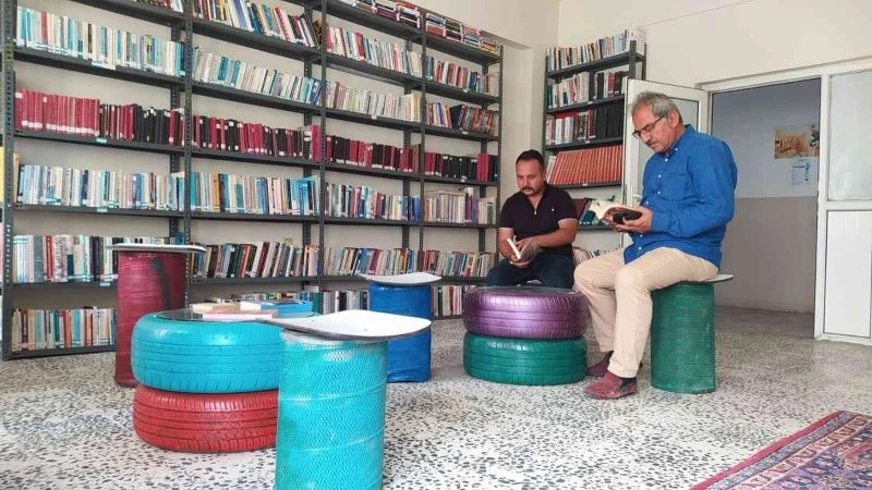 Geri dönüşüm kütüphanesine ilçe halkı yoğun ilgi gösteriyor

