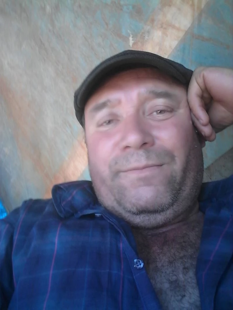 Kuzeni tarafından evde ölü bulundu
