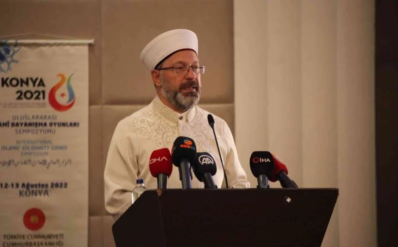 Diyanet İşleri Başkanı Erbaş: “Pek çok sorun, Müslümanların bugününü ve geleceğini tehdit etmektedir”
