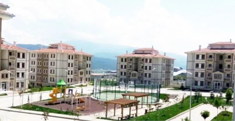 5 bin nüfuslu ilçede TOKİ’ye 3 bin ön başvuru yapıldı
