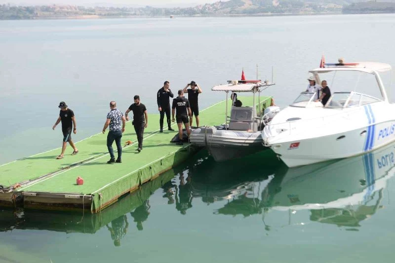 Gölde kaybolan 60 yaşındaki adamın cesedi bulundu
