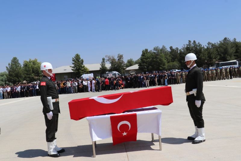 Şehit Teğmen Ömer Bağra için Siirt’te tören düzenlendi
