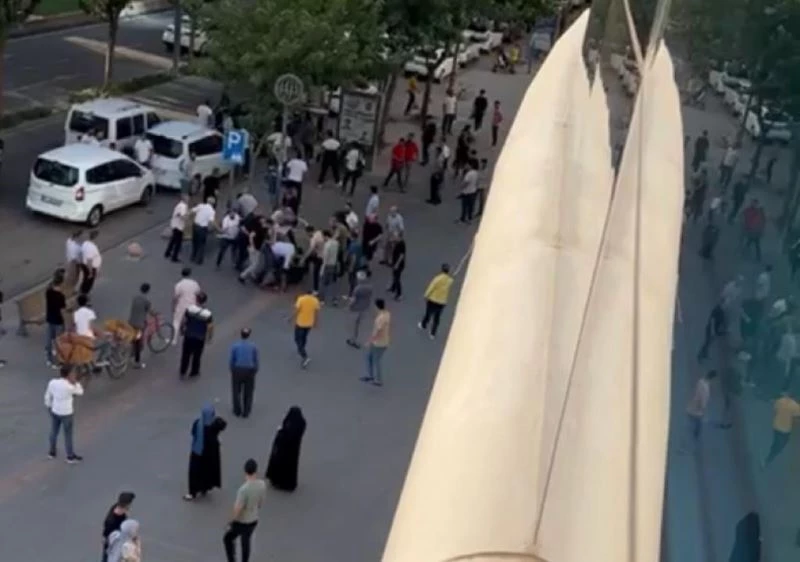 Batman’da cadde üzerinde meydan dayağı
