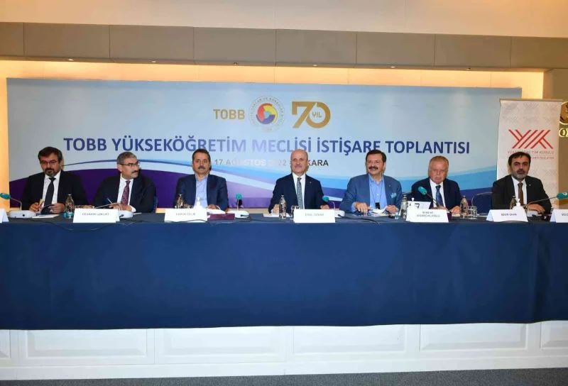 YÖK Başkanı Özvar: “Vakıf üniversitelerinin ekstra bir indirim kampanyası yapması faydalı olacaktır”
