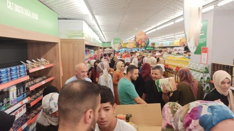 Siirt’te tarım kredi kooperatif marketi açıldı
