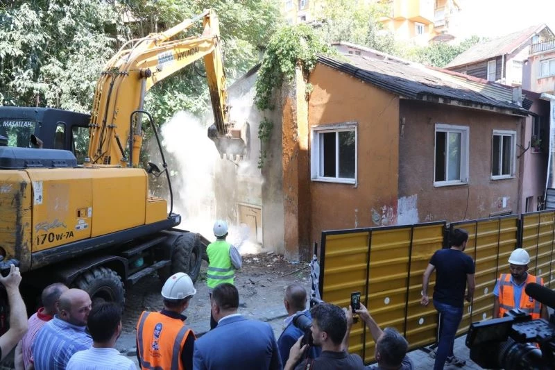 Eyüpsultan’da Rezerv alanda Kentsel Dönüşüm çalışmalarına başlandı
