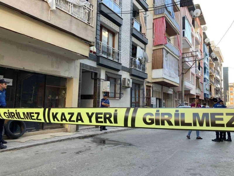 Balkondan girerek katliam yapan koca ve bir arkadaşı tutuklandı
