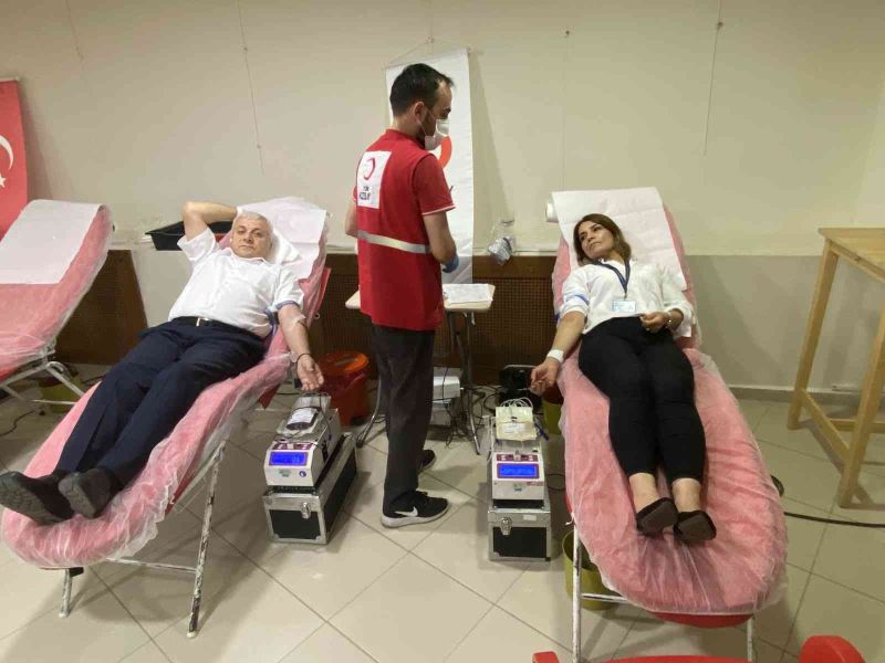 Kartal Belediyesi’nde ’Kan ve Kök Hücre Bağışı’ kampanyası başlatıldı
