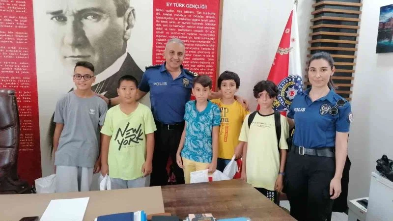 5 çocuktan yaşları küçük, davranışları büyük dedirtecek hareket
