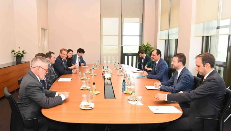 Cumhurbaşkanlığı Sözcüsü Kalın, ABD Temsilciler Meclisi Üyesi Crow’u kabul etti
