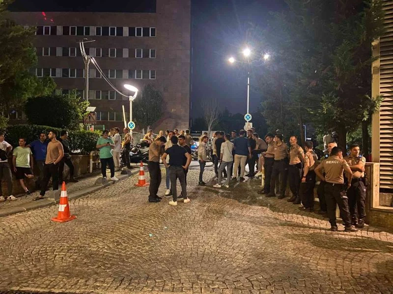 Sokakta düğün ihbarına giden bekçilere taşlı, sopalı saldırı: 1 bekçi şehit oldu
