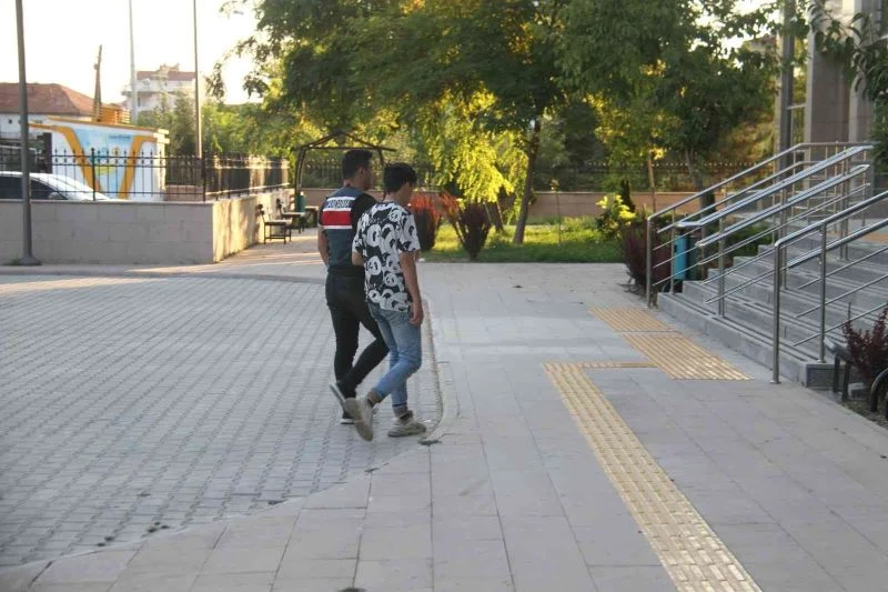 10 yaşındaki çocuk tüfeğin ateş alması sonucu hayatını kaybetti
