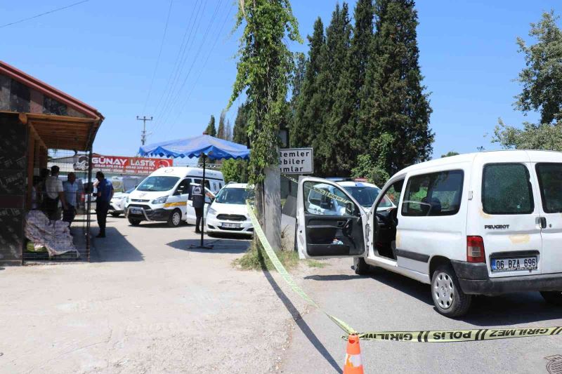 Araçta silahlı saldırıya uğramıştı, 1 aylık yaşam savaşını kaybetti
