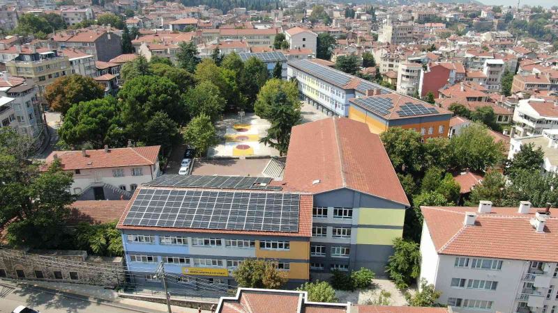 Bursa’daki bu okul kendi enerjisini üretti
