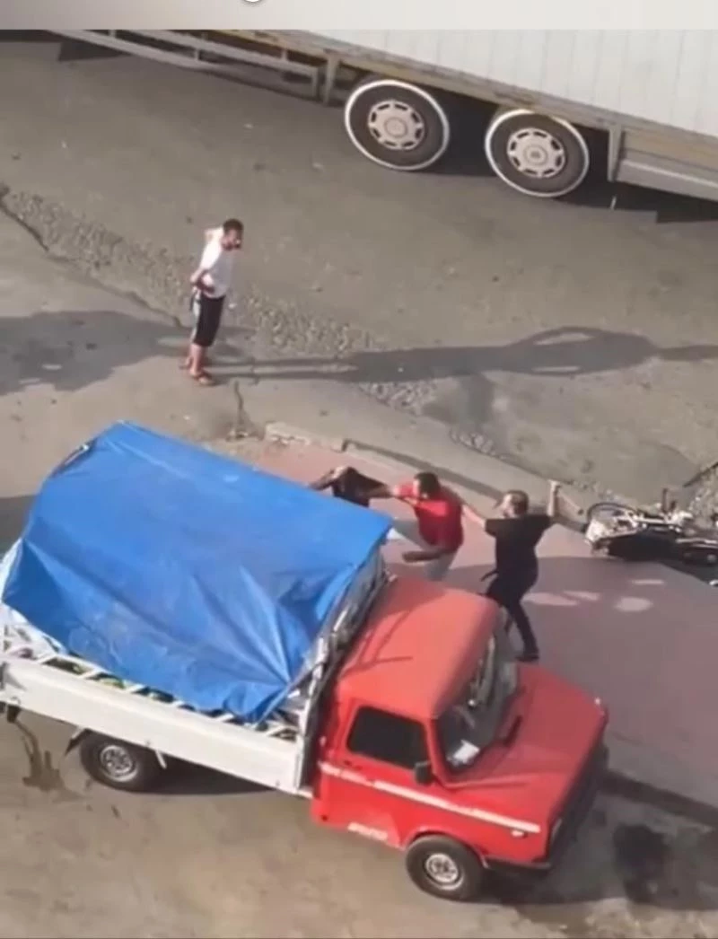 Adana’da korna kavgasında sopa ve yumruklar konuştu