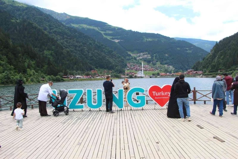 Arap turistler Trabzon’dan vazgeçemiyor
