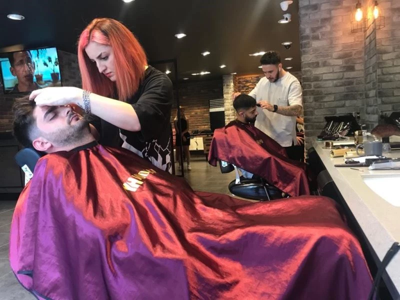 Tarifenin altında tıraşa kuaförlerden ‘haksız rekabet’ tepkisi
