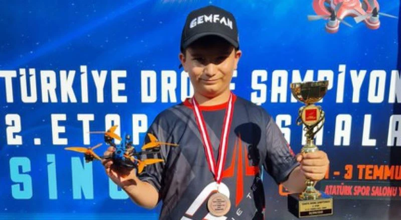 Kütahya Teknokent girişimcisi Doruk Cengiz, Çin takımına transfer oldu
