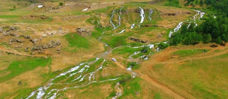 Erzincan’da Konarlı Şelalesi doğal güzelliğiyle ziyaretçilerini bekliyor
