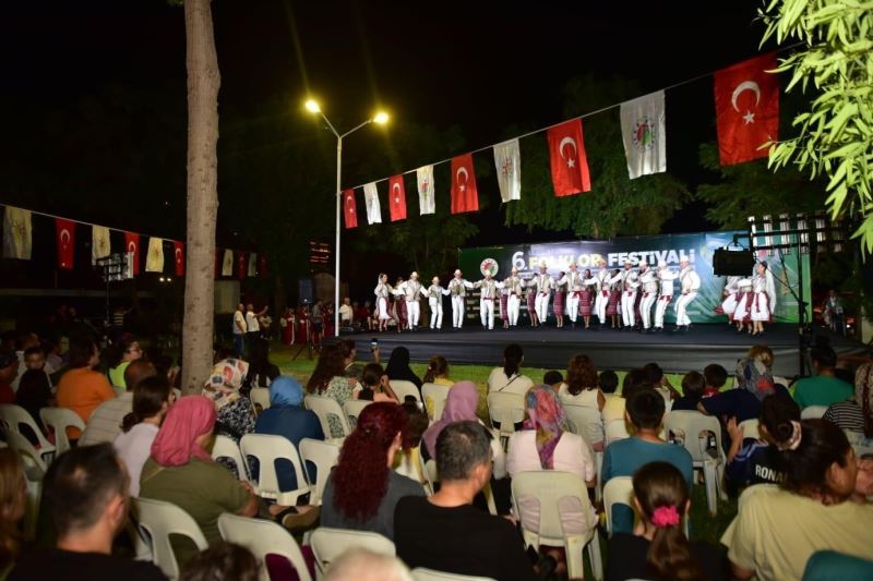 Kepez’de Uluslararası Folklor Festivali heyecanı sürüyor
