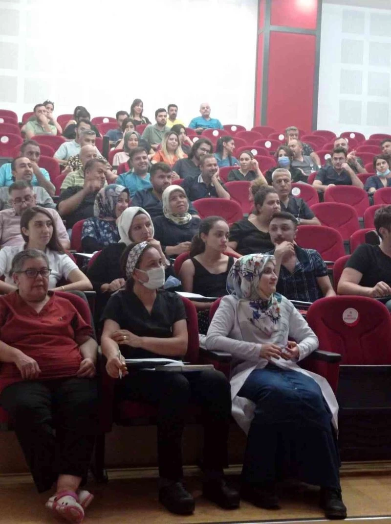 GAÜN Diş Hekimliği Fakültesinde hizmet içi eğitimler verildi
