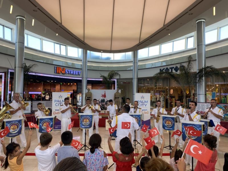 Akdeniz Bölge Garnizon Komutanlığı Bandosundan 100. Yıl Konseri
