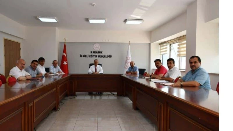 Akbaş, çalışmalar hakkında bilgi aldı
