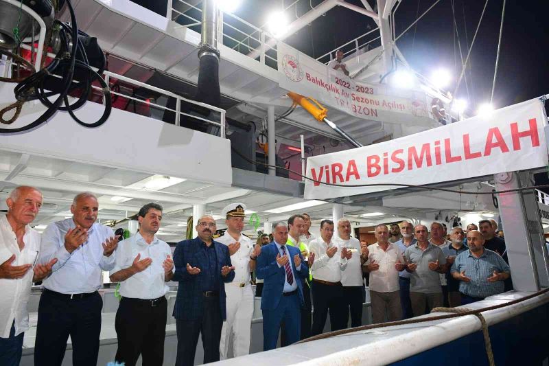 Trabzon’da balıkçılar dualarla ’Vira Bismillah’ dedi

