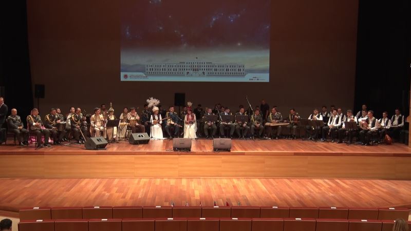 “Siperden Sahneye Müzik” konseri Milli Savunma Üniversitesi’nde gerçekleşti
