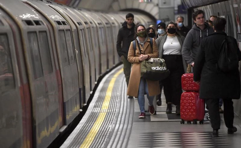 İngiltere’de demiryolu işçileri yeniden greve gidiyor
