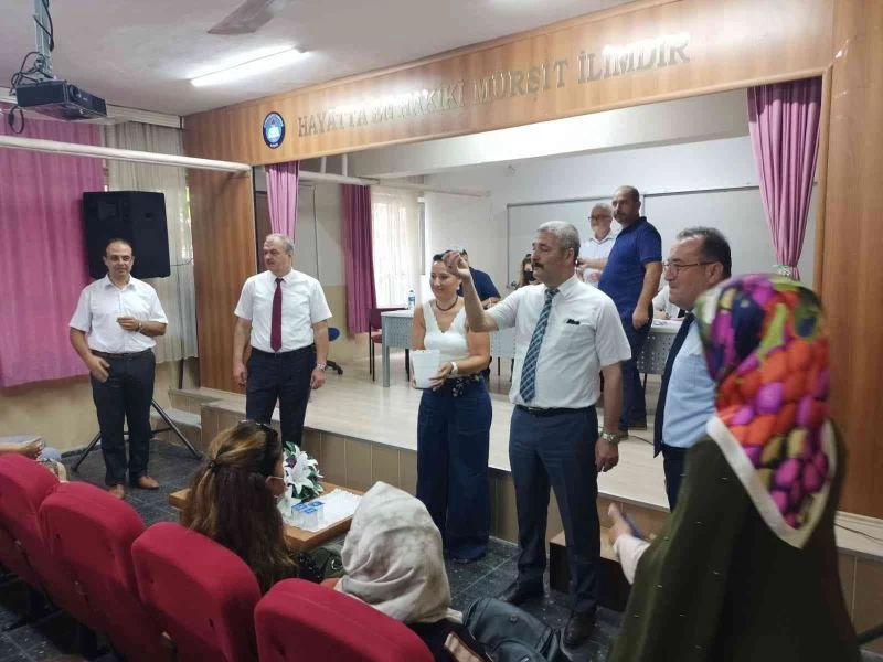 Aydın’da minik öğrencilerin şubeleri kura ile belirlendi
