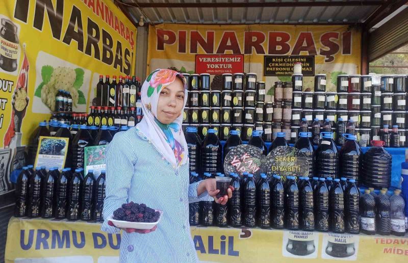 Kahramanmaraşlılar yazın urmu dutu suyu ile serinliyor
