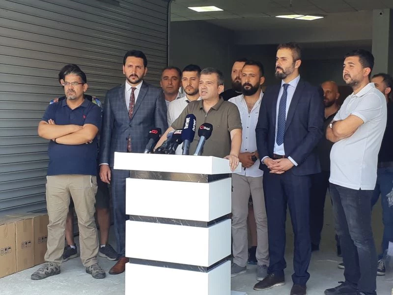 Yediiklim Yayınevi’nin sahibi Münir Çelik: “Sosyal medyada dolaşan 20 tane soru noktası, virgülüne kadar aynı denilen söylemler asılsızdır”
