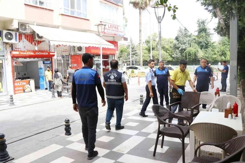 Haliliye’de kaldırım işgali denetimi
