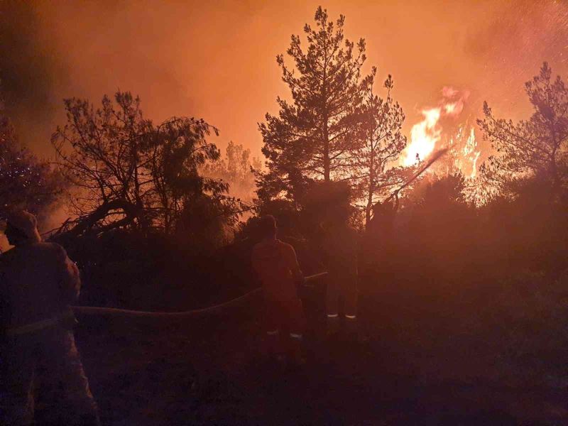 Soma’da orman yangını ile mücadeleye devam ediliyor
