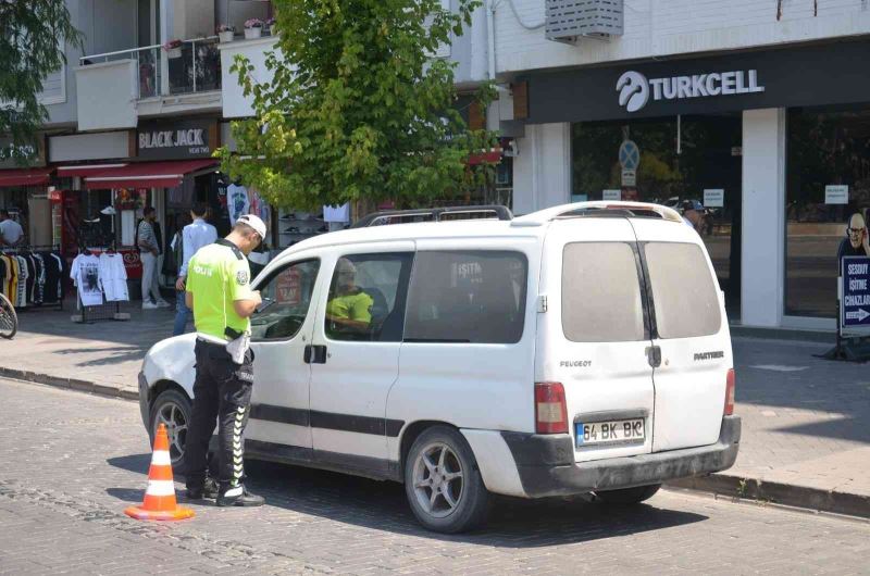 Uşak’ta bin 580 sürücüye para cezası kesildi
