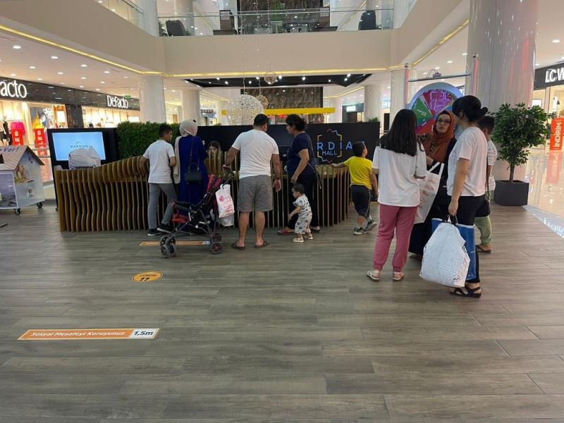 Mardian Mall’da okula dönüş heyecanı başladı
