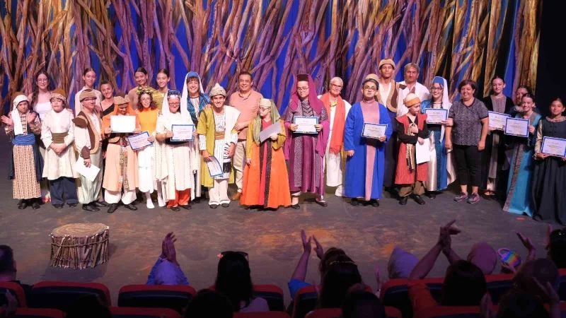 Özel çocuklar yeni oyun “kalpten kalbe yunus emre” ile sahne aldı
