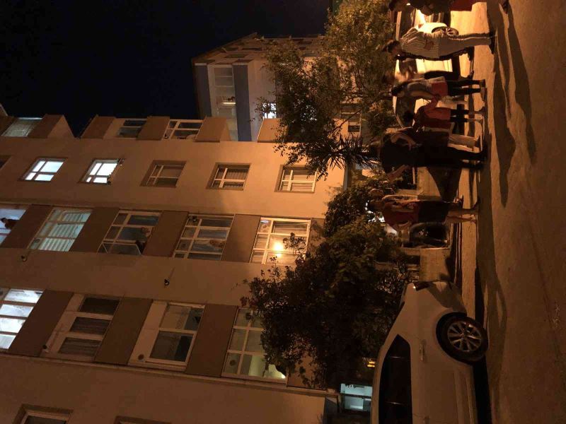 Sinop’ta camdan düşen çocuk yaralandı
