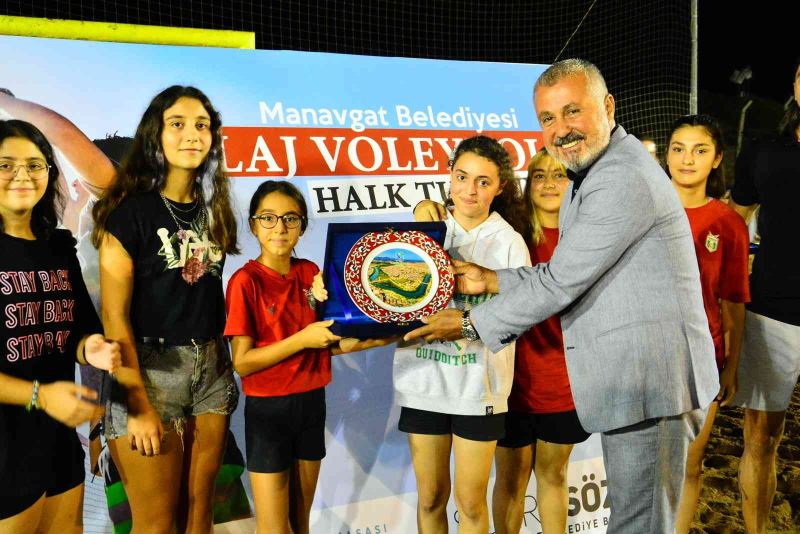 Manavgat’ta plaj voleybolu şöleni sona erdi