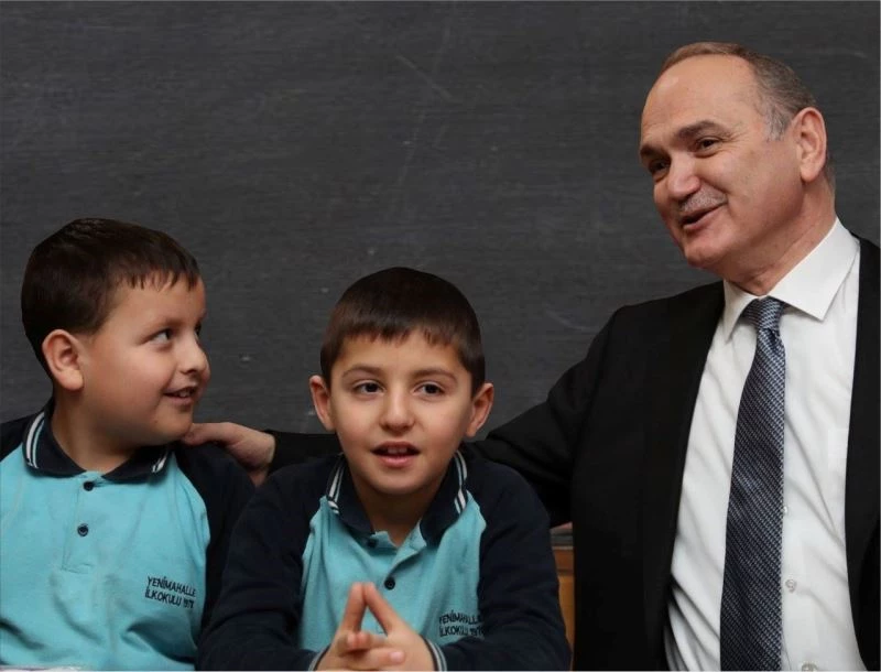 Başkan Özlü, “Tüm kilitler çalışarak açılır”
