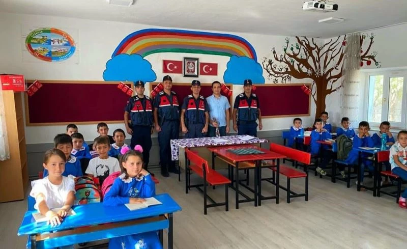 Aksaray jandarma öğrencileri heyecanını paylaştı
