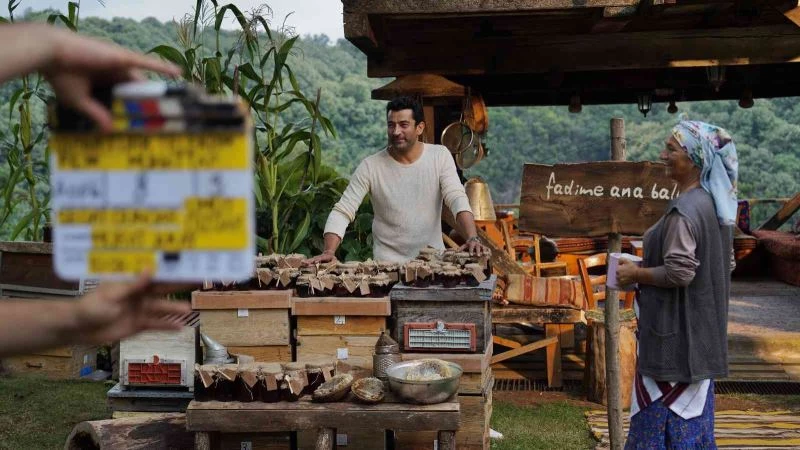 Türk Telekom’un Kenan İmirzalıoğlu’yla çektiği yeni reklam yayınlandı
