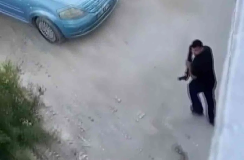 Kuşadası’ndaki pompalı tüfekli kavganın yeni görüntüleri ortaya çıktı
